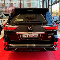 Lexus LX